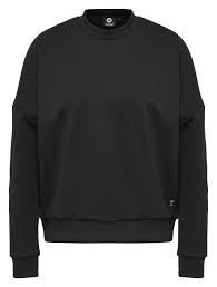 Also find your favorite brands with champion hoodies and favorite shows with our friends sweatshirt! Hummel Essi Sweatshirt Black Hummelsport De