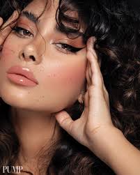 Spread some love and positivity today! Tag a friend or creative who  inspires you! Photographer Jennifer Klüpfel @jennifer_kluepfel Model Alicia Charletta  Jones @PS Modelmanagement @charletta_jones Makeup Artist Anika Smith  @anika.mua #pumpmagazine ...