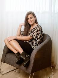 Heidi weng born 20 july 1991 is a norwegian crosscountry skier and fell runner heidi weng g r feil kuusamo 10 km jaktstart woman s 15 km skiathlon val di. Heidi Weng