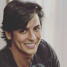 Rodrigo Lopes Makeup & Hair Stylist