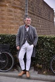 Ver más ideas sobre vestir elegante hombre, ropa elegante hombre, moda ropa hombre. Moda Para Hombres De 50 Anos 1200 Outfits Lookastic Espana