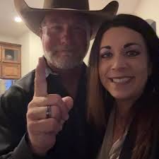 Kristi Donais (@kristi.n.kendall) • Facebook