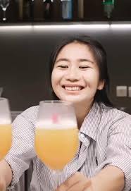 Kerja di Bar dan Keterampilan Bartending