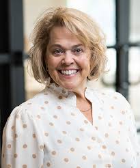 Laurie Langley's Instagram, Twitter & Facebook