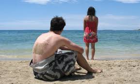 The next time you're going to see him, surprise him with his favorite drink. How To Get Your Boyfriend S Attention And Make Him Want You More Pairedlife