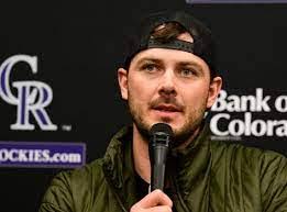 Lonnie Porter's Instagram, Twitter & Facebook