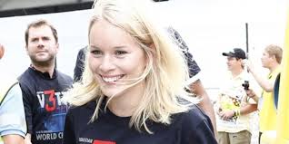 Sebastian vettel's wife hanna prater is working on her own line of fashion accessories. Sebastian Vettel S Girlfriend Hanna Prater