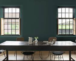 Idée peinture par couleur gris, taupe, lintendance couleur mur et sol pour un salon moderne ou zen et idée décoration salle. 7 Idees Couleur Surprenantes Pour Votre Salle A Manger Peinture Et Couleur D Interieur Et D Exterieur Idees Deco Le Eetkamer Idee Interieur Ideeen Wanden