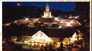 Telok Ayer Market Also Known Colloquially As Lau Pa Sat Is A Historic Building In Singapore And Is Central Business District Singapore Travel Open 24 Hours