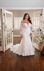 Plus size wedding dress shapes. Plus Size Wedding Dresses True Society Bridal Shops