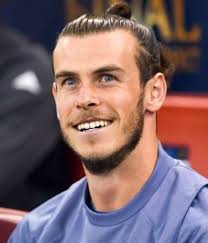 Gareth bale rocking a very modern hairstyle. Gareth Bale Haircut Men S Hairstyles Haircuts Swag
