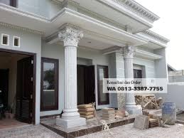 Eksterior teras dapat diperindah dengan pemilihan desain tiang teras rumah yang pas untuk membuat eksterior teras akan berkesan lebih impresif menarik dan ikonik. Tiang Rumah Klasik Di Malang Home Facebook