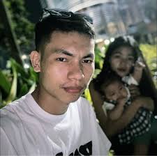 တပ်မတော်(လေ) အမှတ်တံဆိပ်ဖြင့် Y-8 လေယာဉ်သစ် ၂ စီးကို တရုတ်နိုင်ငံ၊  ကူမင်းလေဆိပ်တွင် ရှာဖွေတွေ့ရှိရပြီး စစ်ကောင်စီအတွက် မကြာမီအသုံးပြု ...