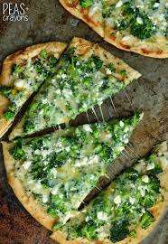 Four Cheese Broccoli Pizza Recipe Peas And Crayons Recipe Recipes Pizza Recipes Four Cheese Pizza