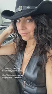 Using my assets productivity , www.suzikory.com , #suzikory #country  #countrymusic #countrylovesong #browneyes #radarlove #cowgirl