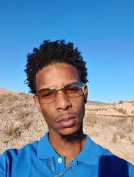 Mark Pineiro's Instagram, Twitter & Facebook