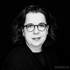 Op paasmorgen is ze te gast in de verwondering. Op Dinsdag Francis Van Broekhuizen Dramatische Sopraan Facebook