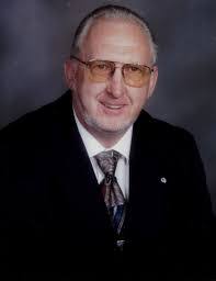 Donald Arends's Instagram, Twitter & Facebook