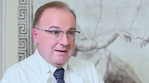 Φλεβική ανεπάρκεια των κάτω άκρων: πώς αντιμετωπίζεται οριστικά