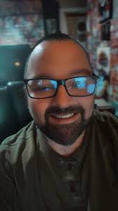 are bots moderating this group?