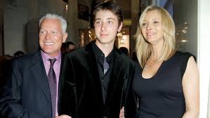 However, he was born somewhere in france. The Untold Truth Of Lisa Kudrow S Son
