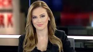 Doktorun açıklamalarının ardından cnn türk spikeri buket güler gözyaşlarını tutamadı doktor, buket güler, cnn türk, canlı haber Haberturk Ten Ayrilan Ekran Yuzu Cnn Turk Ile Anlasti Gercek Gundem