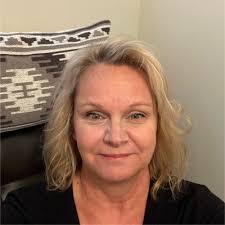 Debbie Bristow's Instagram, Twitter & Facebook