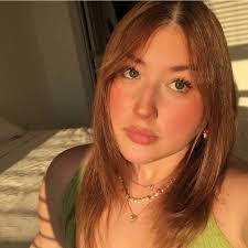 Christina Lemley's Instagram, Twitter & Facebook