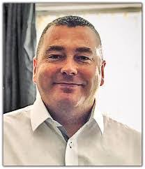 Gerard Devlin's Instagram, Twitter & Facebook