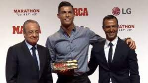 Definiții, conjugări, declinări, paradigme pentru marca din dicționarele: Cristiano Ronaldo Receives The Marca Legend Award Marca In English