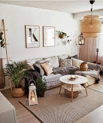 A Mix Of Mid Century Modern Bohemian And Industrial Interior Style Home And Apartment De Elegant Dorm Room Minimalist Living Room Living Room Scandinavian