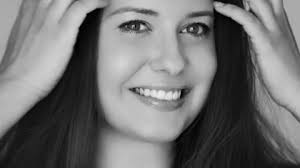 Woman Portrait Foto de stock 425685874