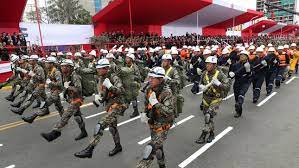 Un desfile militar es eso, militar, marcialidad. Agrupamiento El Peru Primero Destaco En Desfile Civico Militar Por Fiestas Patrias Gobierno Del Peru