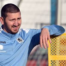 The following contains major spoilers for black widow, now in theaters and on disney+ premier access.one of the most fun and dynamic … Molders Zu Chiellini Und Co Reden Viel Mist Aber Liefern Fussball