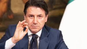 Proprio come ha chiarito sin da subito, il premier vuole affrontare la mozione di sfiducia presentata dalla lega, parlamentarizzando la crisi di governo. Firmato Il Decreto Per Natale Zona Rossa Nei Giorni Festivi E Prefestivi A Tavola Al Massimo Due Ospiti Ivg It