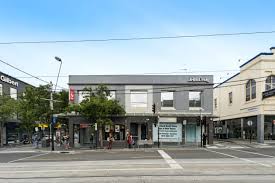 News F45 Powers Onto Toorak Road