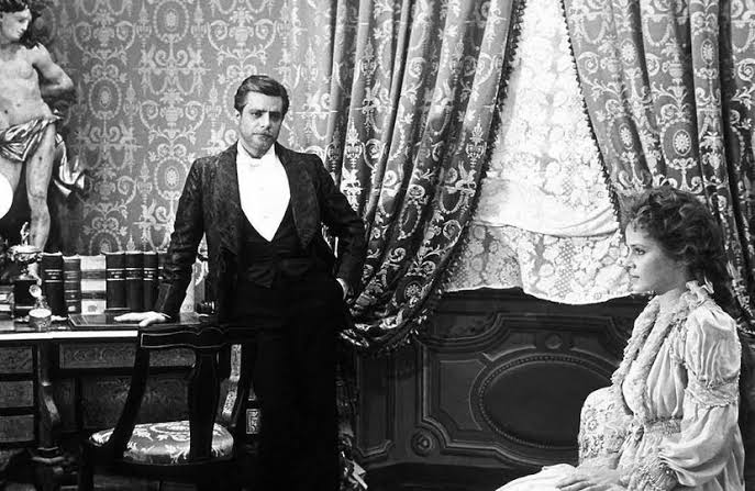 Ο Αθώος (L΄ Innocente 1976) του Λουκίνο Βισκόντι με τους: Λάουρα Αντονέλι,  Τζανκάρλο Τζιανίνι, Τζένιφερ Ο'Νιλ, Μαρκ Πορέλ. Καλημέρα O Αθωος είναι η  τελευταία ταινία του Luchino Visconti, ο οποίος πέθα