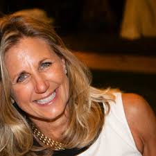 Which hotel is better for a three-day trip to Sonoma or Napa?