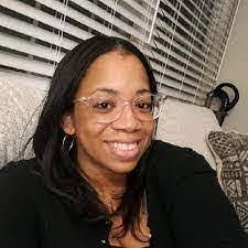 Beth Dimattia's Instagram, Twitter & Facebook