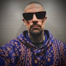 Taariq Miles (@MilesTaariq)