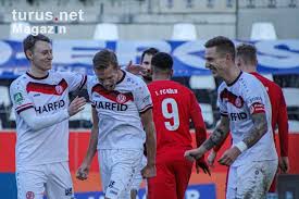 Mit bild sprach sie exklusiv. Weiter Immer Weiter Rot Weiss Essen Mit Siebtem Heimsieg In Folge Turus Net Magazin