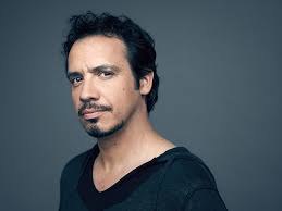 A particularity very appreciated by the french. Alexandre Astier American School Of Modern Music