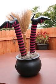 Easy Halloween Decor Ideas The Gardening Cook Halloween Deko Garten Halloween Gartendeko Halloween