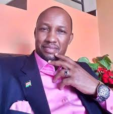 How to hold Darius Killa accountable for delaying Makakilo Drive completion  in Kapolei?