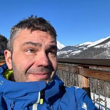 92 High Street Rye ... is that the Nationwide Building Society? In the late  1800s early 1900s Frank Jarrett either lived there or had an office there  I'm not sure which? Frank