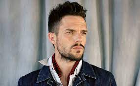 Her hair is harlow gold her lips are sweet surprise her hands are never cold she got bette davis eyes she'll turn her music on you won't have to think twice. Brandon Flowers News Brandon Flowers Covert Bette Davis Eyes Live