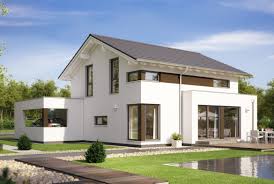 Jahrhunderts präsentiert sich geradlinig und schlicht, geprägt von höchster funktionalität. Modernes Haus Evolution 124 V3 Mit Satteldach Hausbaudirekt De