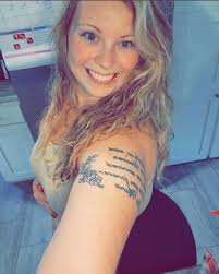 Hi, do you have a Facebook messenger?🥰