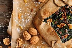 Tarte Rustique Aux Epinards Raisins Et Noix Vegan Pate Pour Quiche Recettes De Cuisine Tarte Epinard