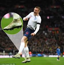 Jamie vardy's fifa 17 items. Jamie Vardy Verlasst Nike Fur Adidas Nur Fussball